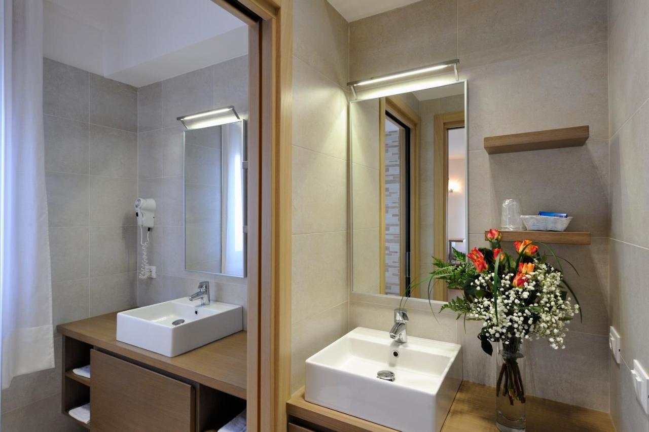 Hotel Nettuno Caorle Exterior photo